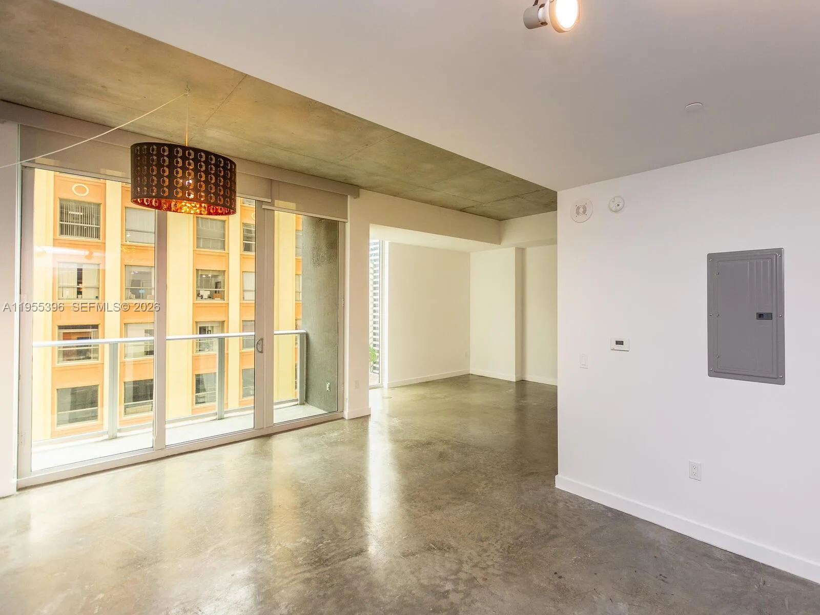 151 SE 1st St # 805, Miami, FL 33131 photo 7