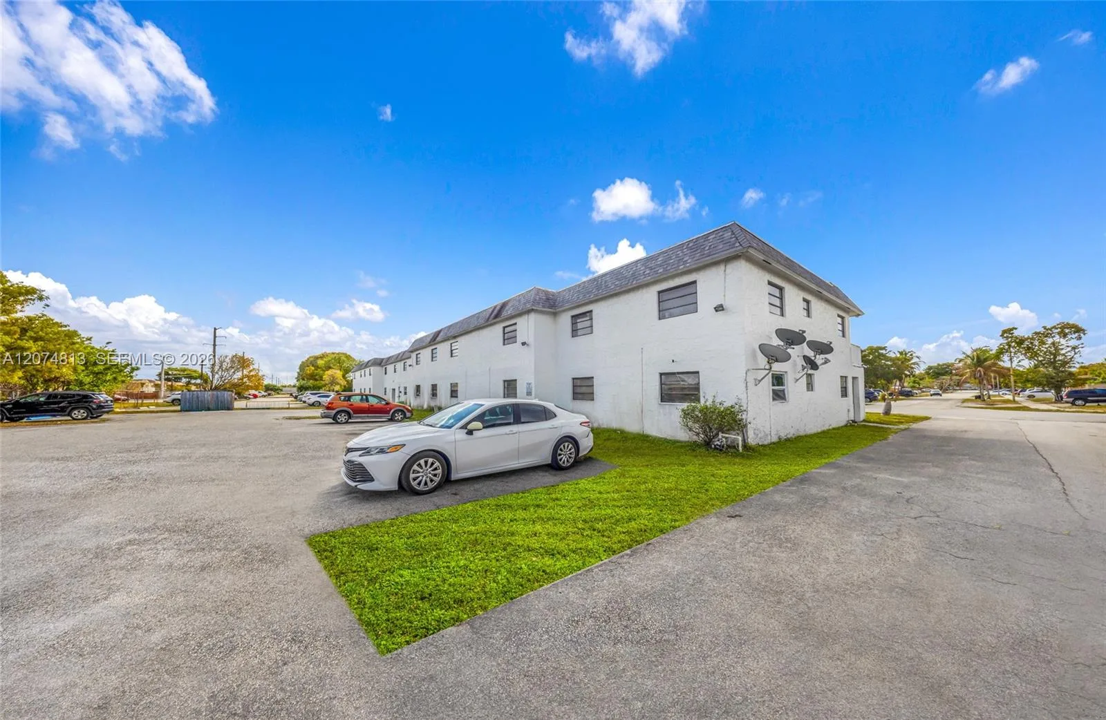 301 NW 32nd Ct # 1-22, Pompano Beach, FL 33064 photo 2
