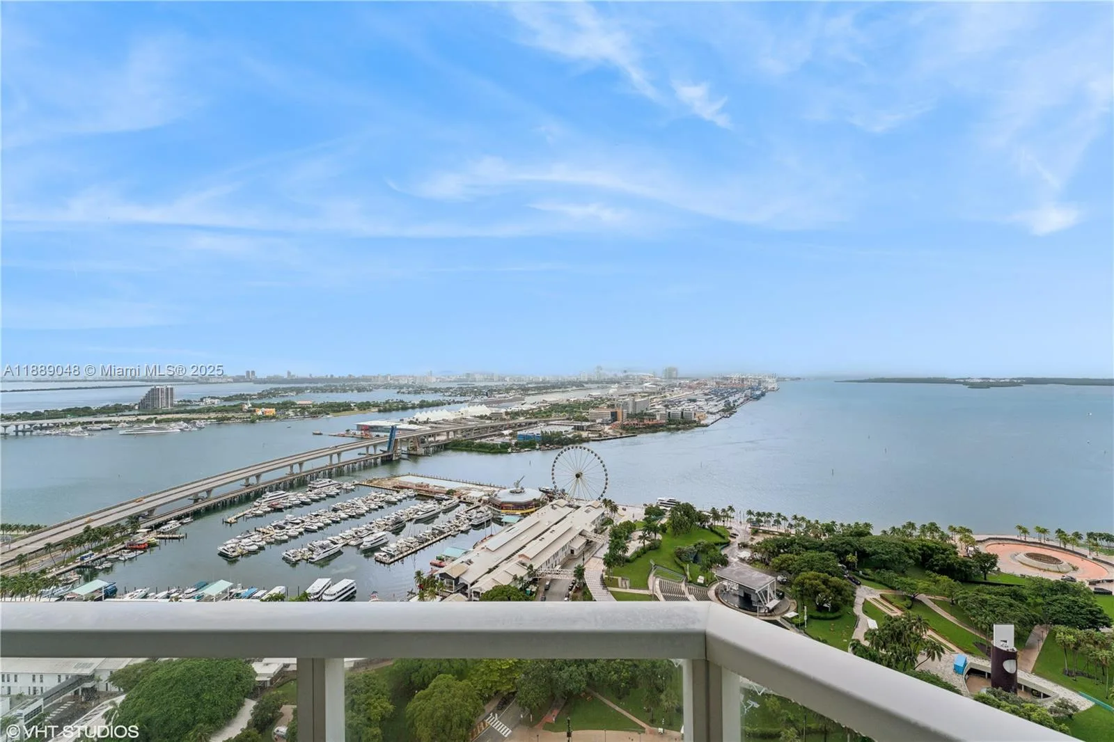 244 Biscayne Blvd # 3903, Miami, FL 33132