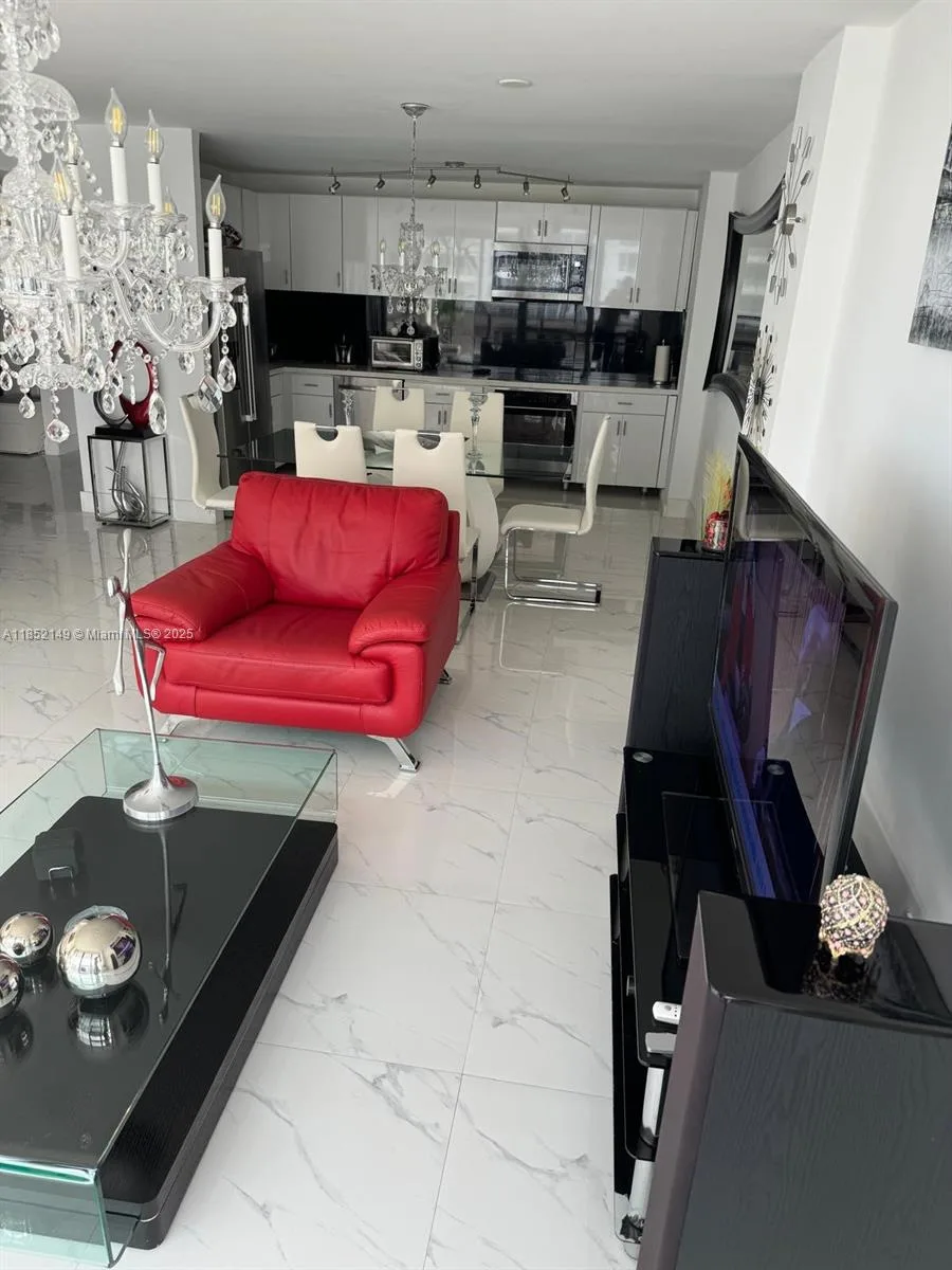 600 NE 36th St # 1903, Miami, FL 33137 photo 6