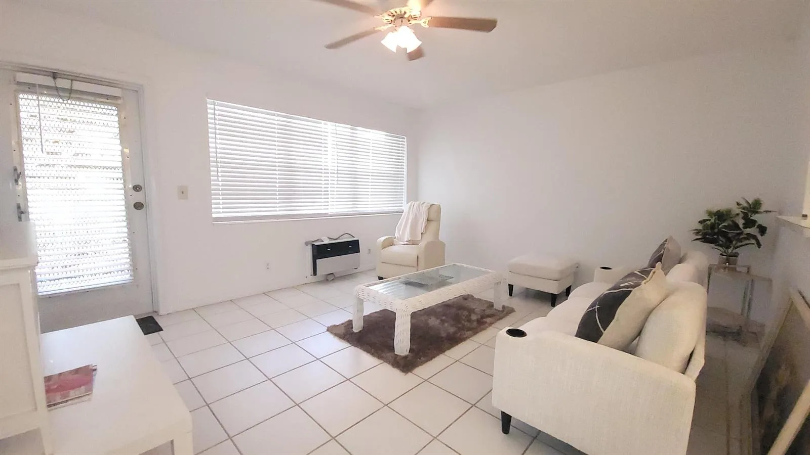 319 Chatham P, West Palm Beach, FL 33417 photo 2