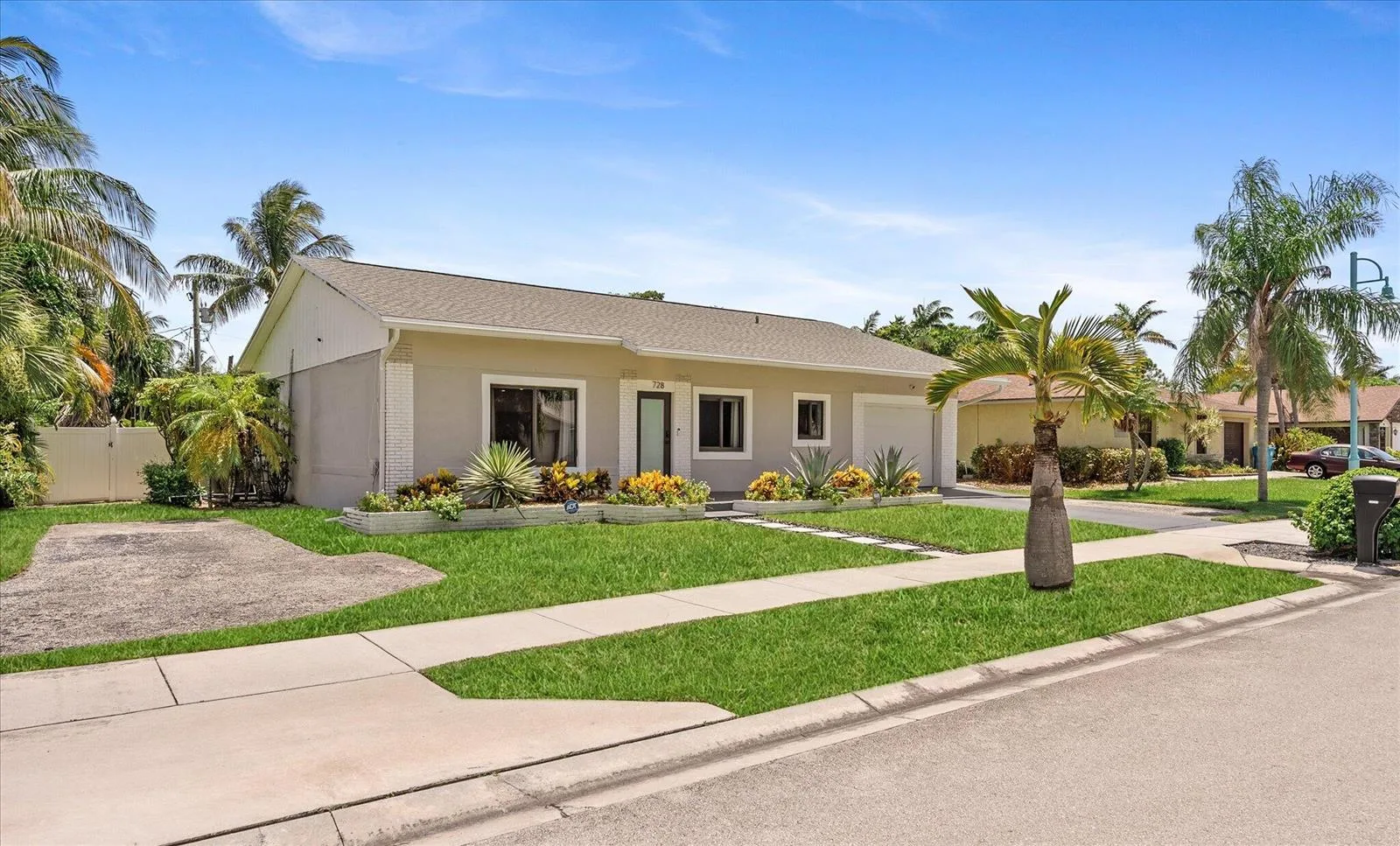 728 NE 9TH Avenue, Boynton Beach, FL 33435 photo 3