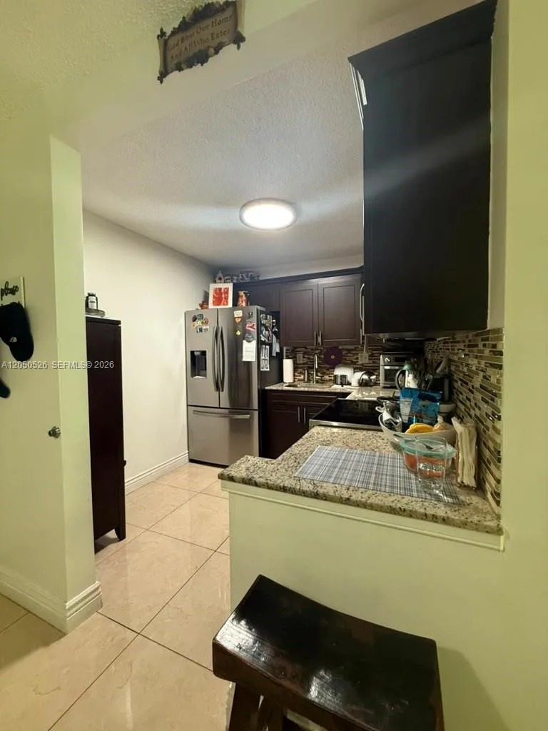 9405 W Flagler St # 212D, Miami, FL 33174 photo 3