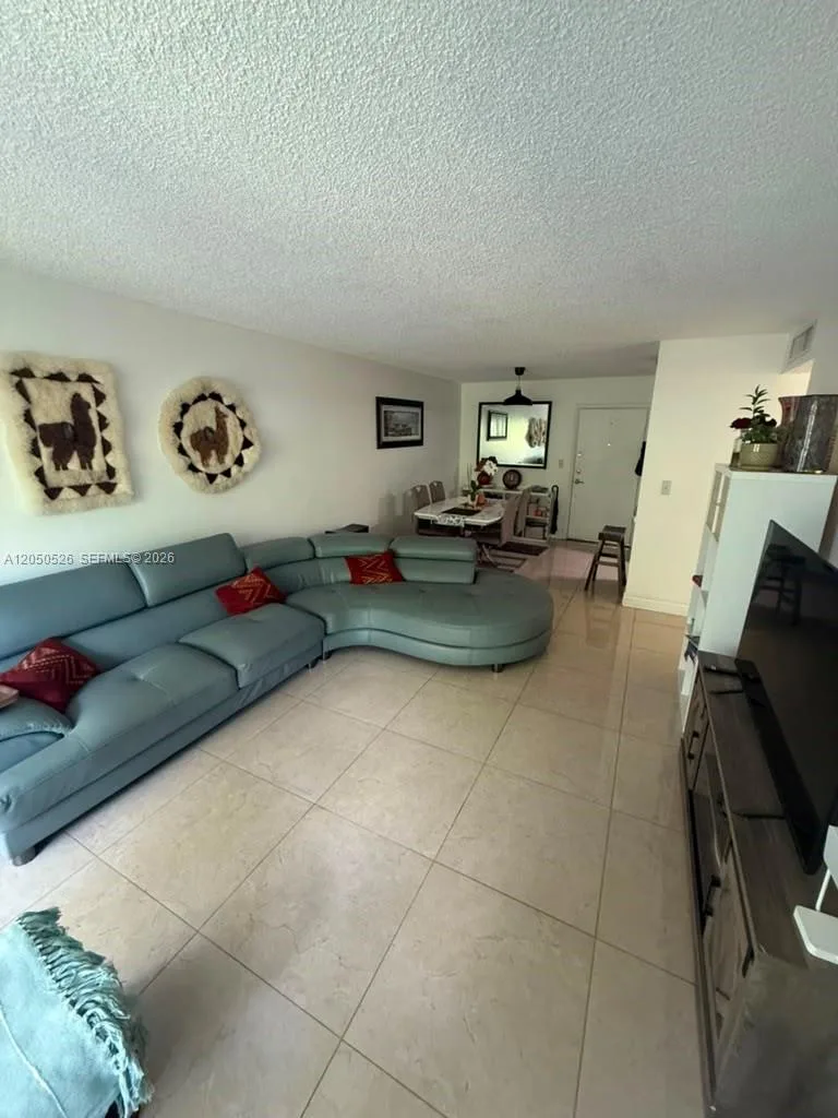9405 W Flagler St # 212D, Miami, FL 33174 photo 8