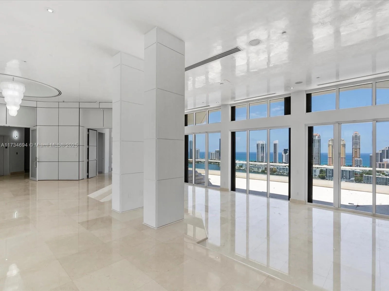 2600 Island Blvd # PH-3, Aventura, FL 33160 photo 2