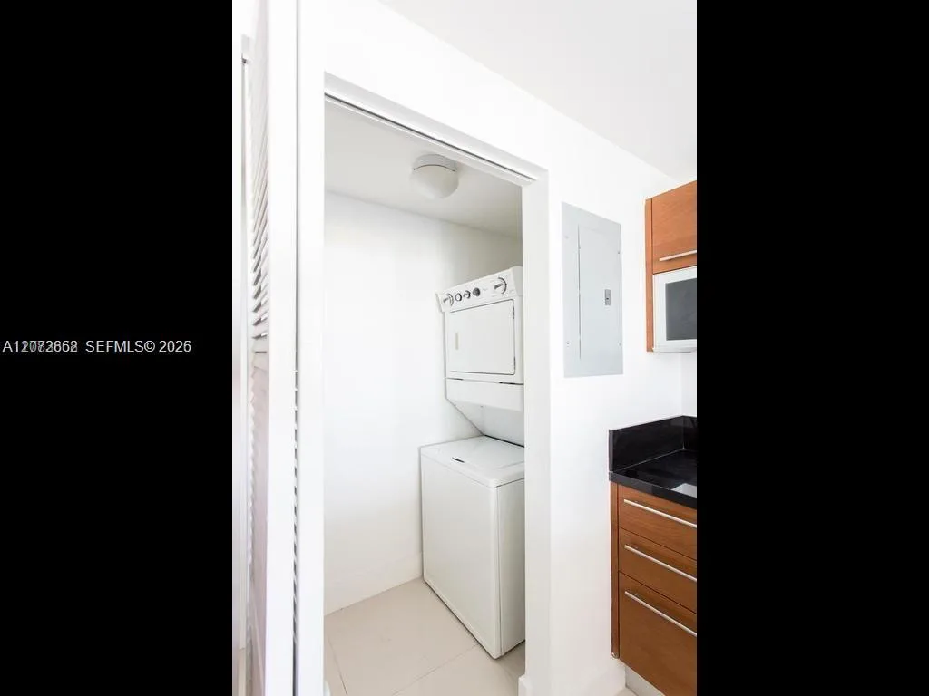 244 Biscayne Blvd # 1202, Miami, FL 33132 photo 10