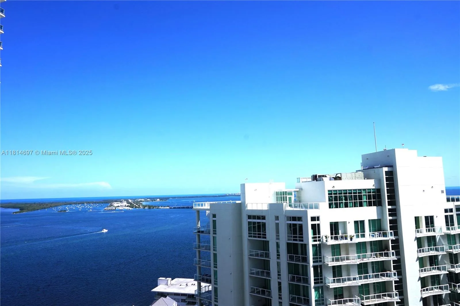 1300 Brickell Bay Dr # 2904, Miami, FL 33131 photo 4