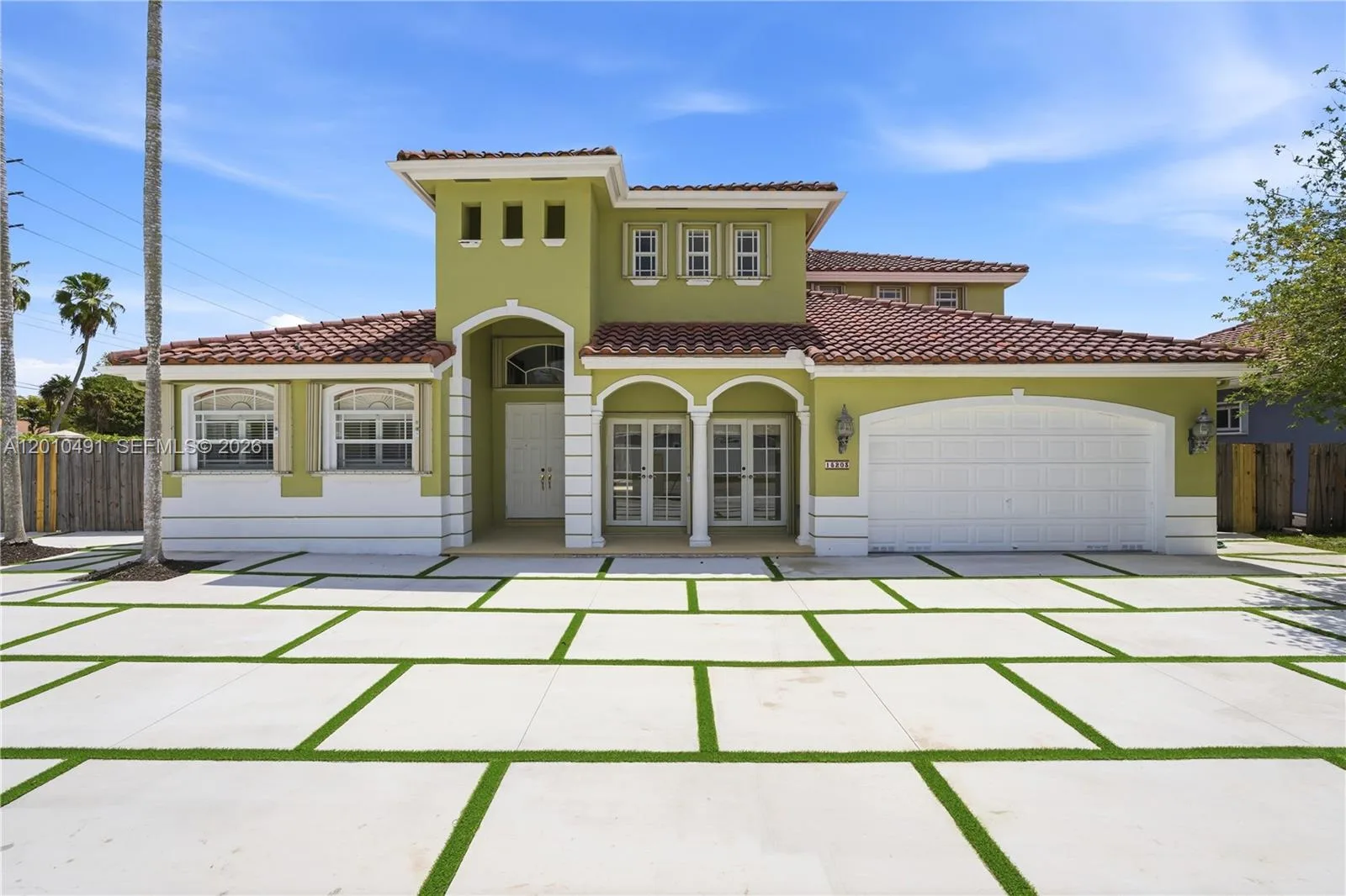 15203 SW 142nd Ave, Miami, FL 33177