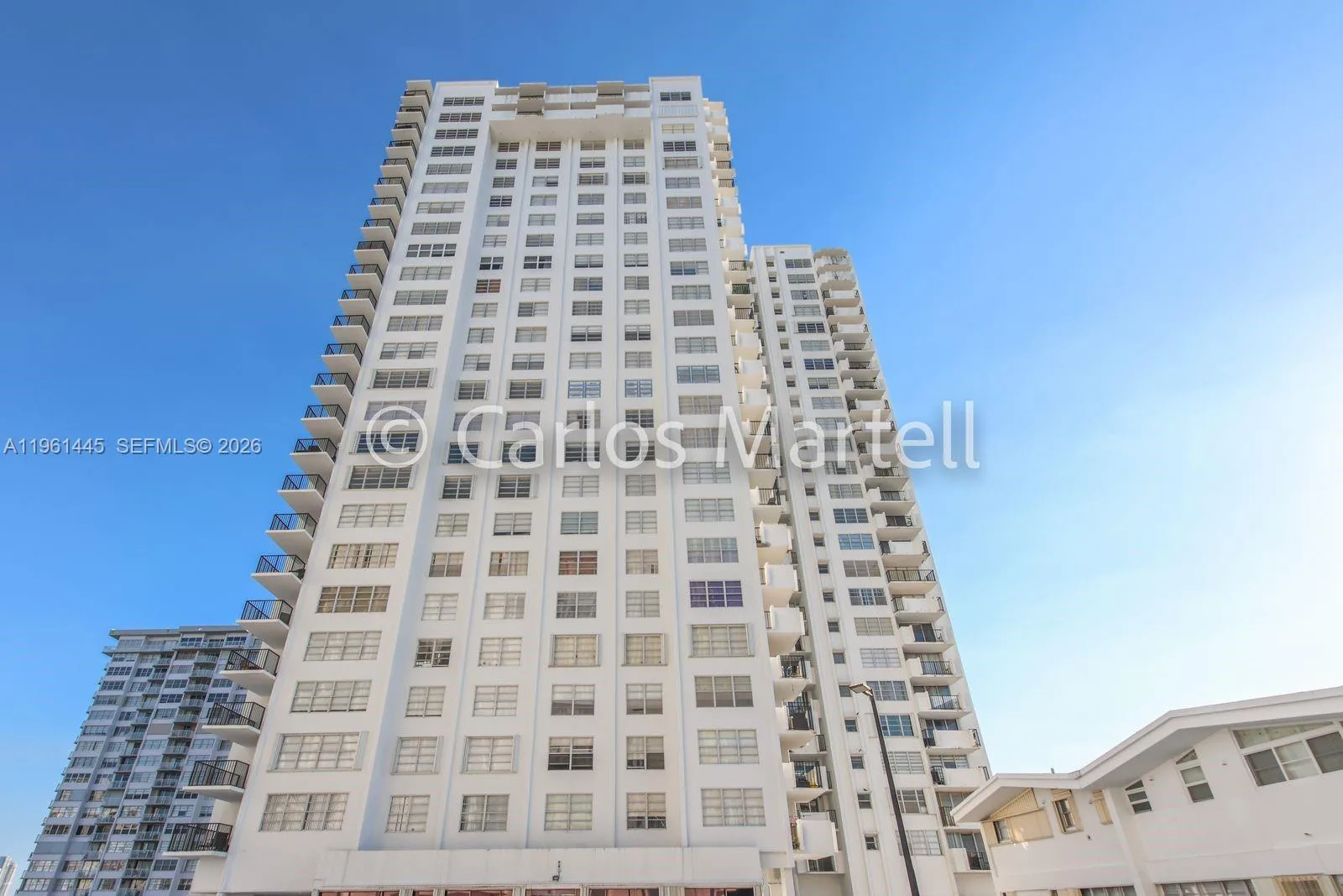 2750 NE 183rd St # 512, Aventura, FL 33160