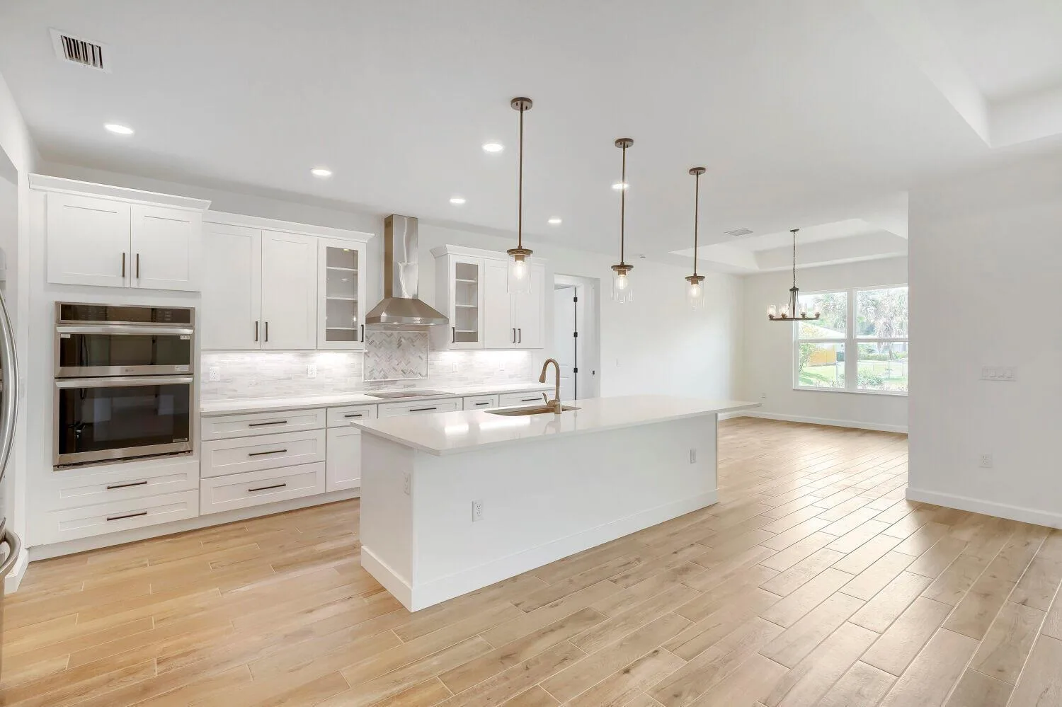 6635 49th Court, Vero Beach, FL 32967 photo 9