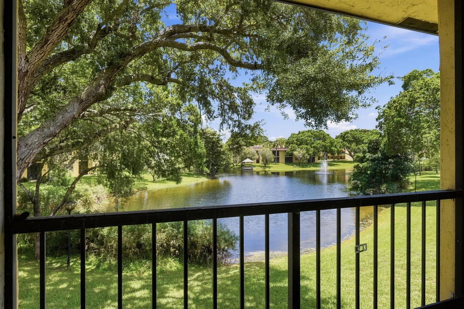 824 SW 9th Street Circle # 201, Boca Raton, FL 33486