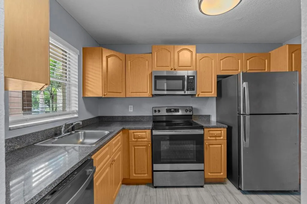 120 Sparrow Drive # 205, Royal Palm Beach, FL 33411 — zdjęcie 4