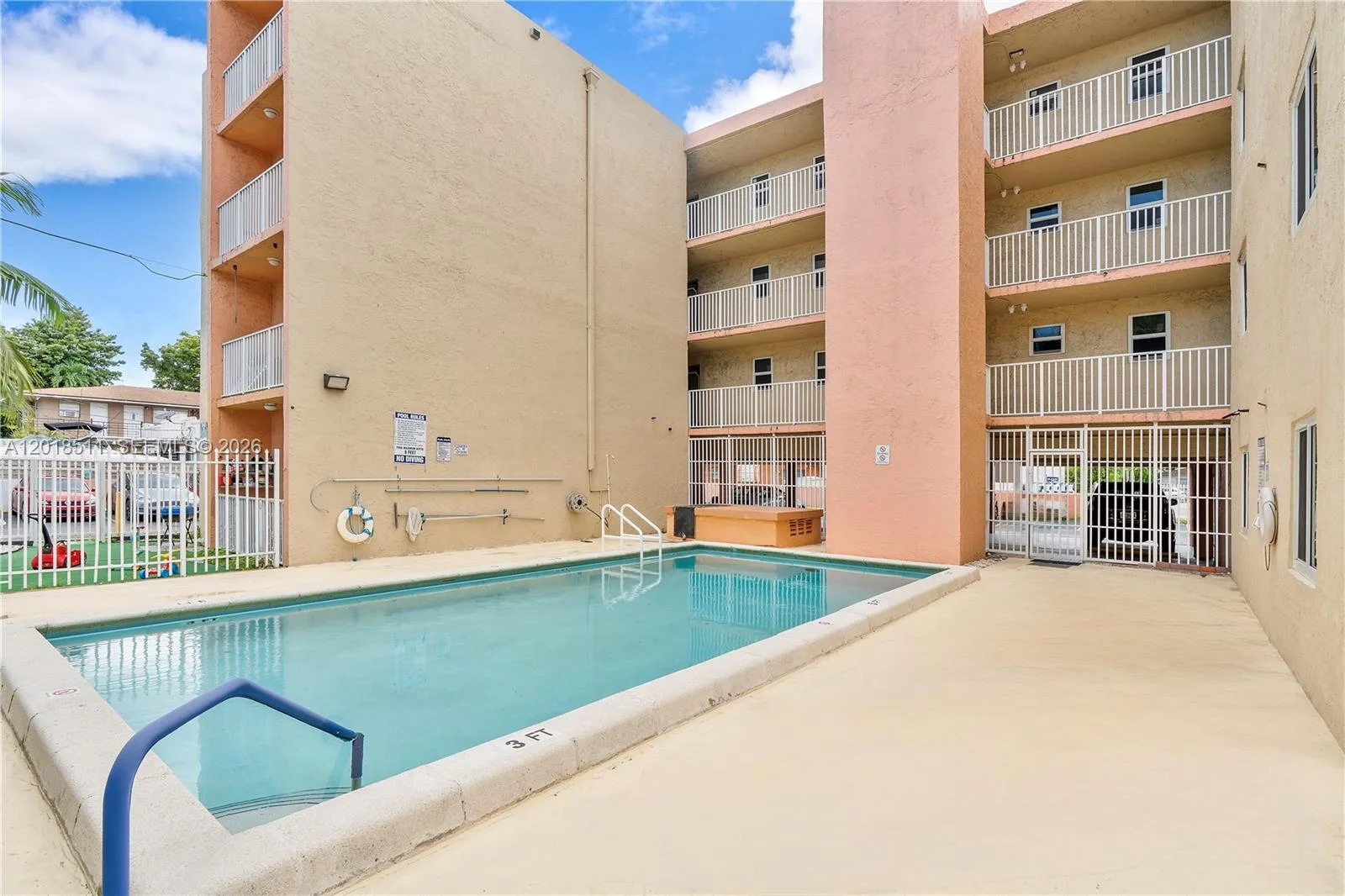 2400 NW 16th St Rd, Miami, FL 33125 photo 8