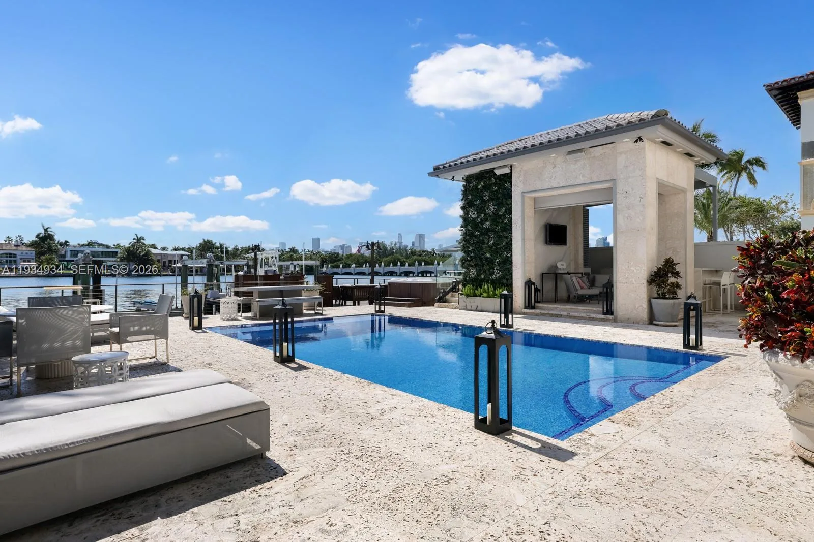 176 S Hibiscus Drive, Miami Beach, FL 33139 photo 6