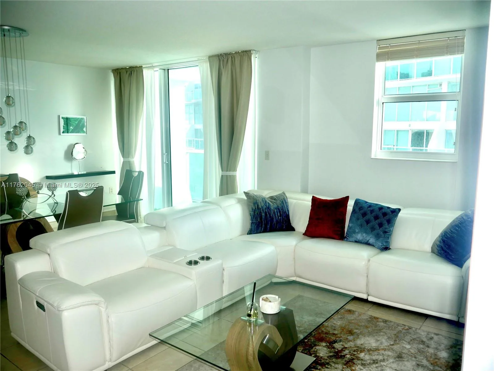 31 SE 5th St # 2611, Miami, FL 33131 photo 11