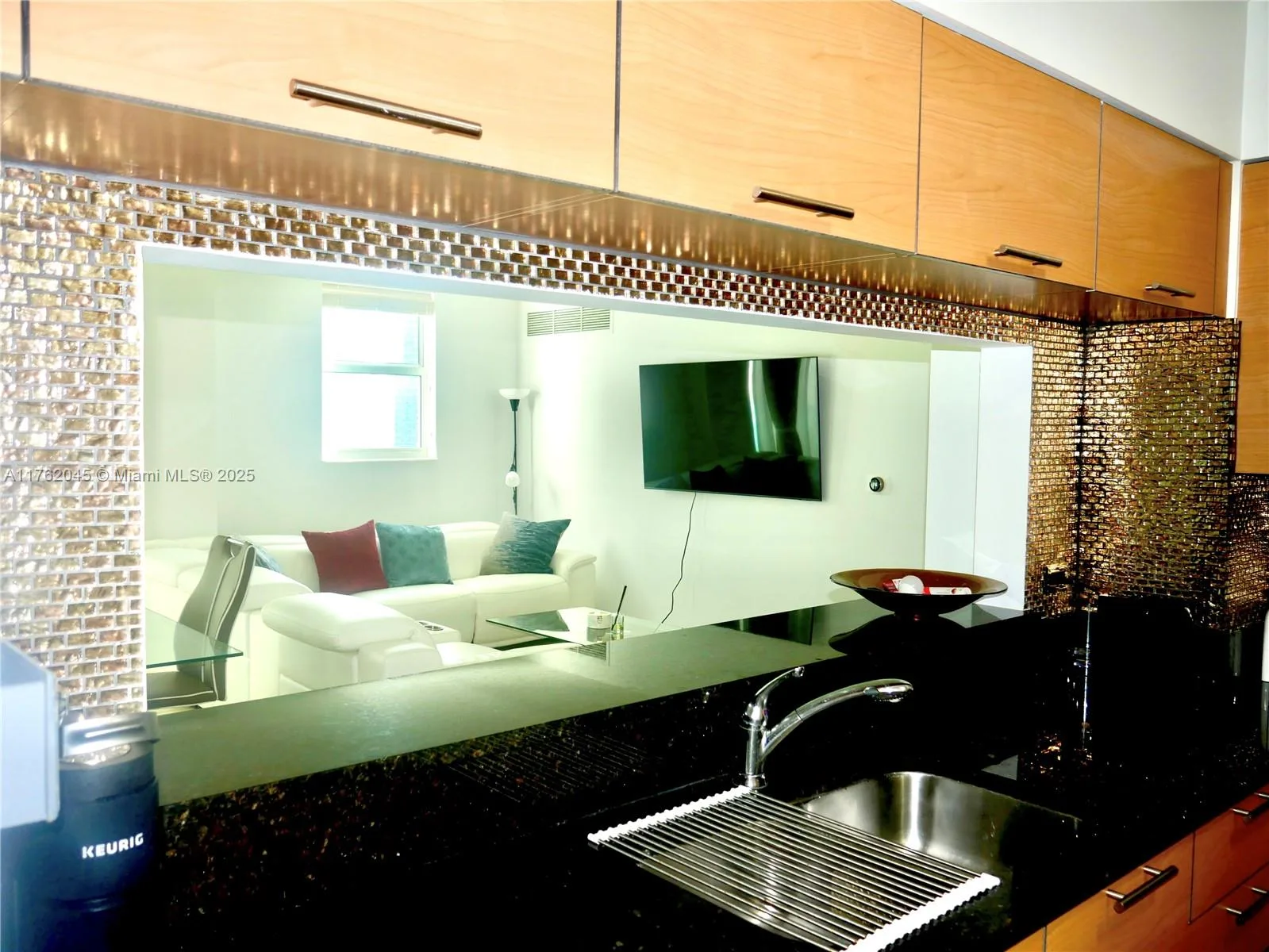 31 SE 5th St # 2611, Miami, FL 33131 photo 3