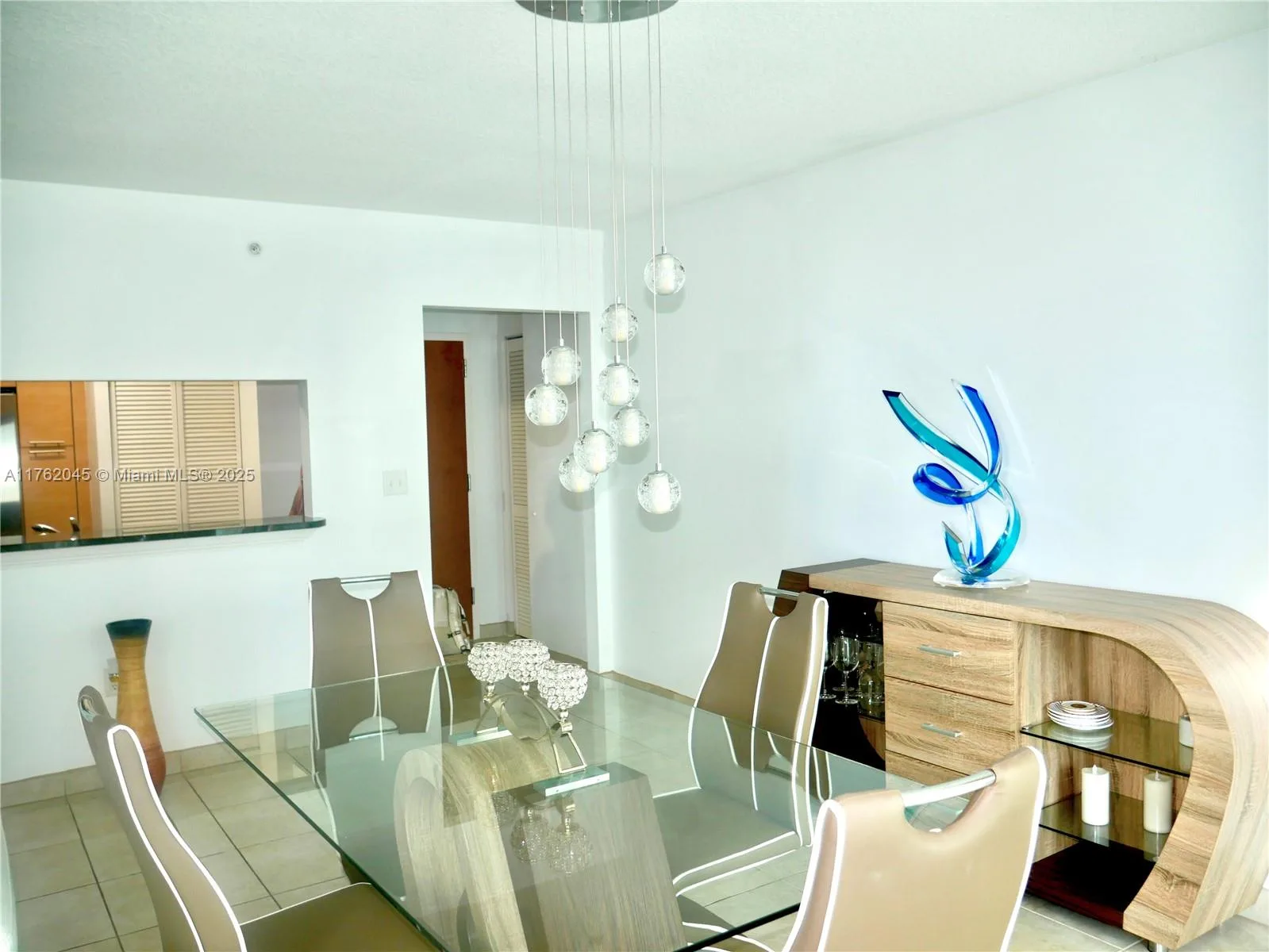 31 SE 5th St # 2611, Miami, FL 33131 photo 8