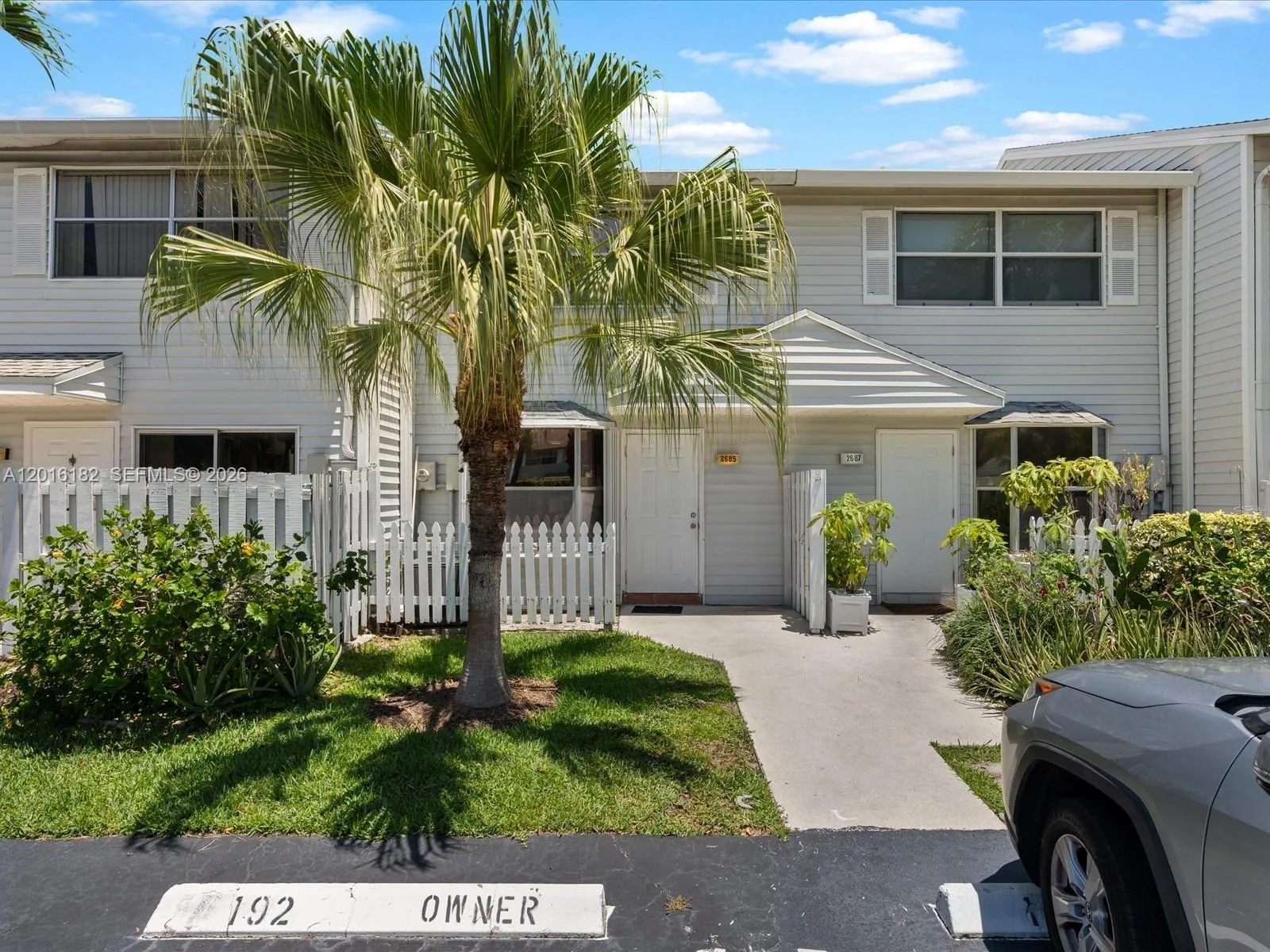 2685 NE 15th St, Pompano Beach, FL 33062 photo 2