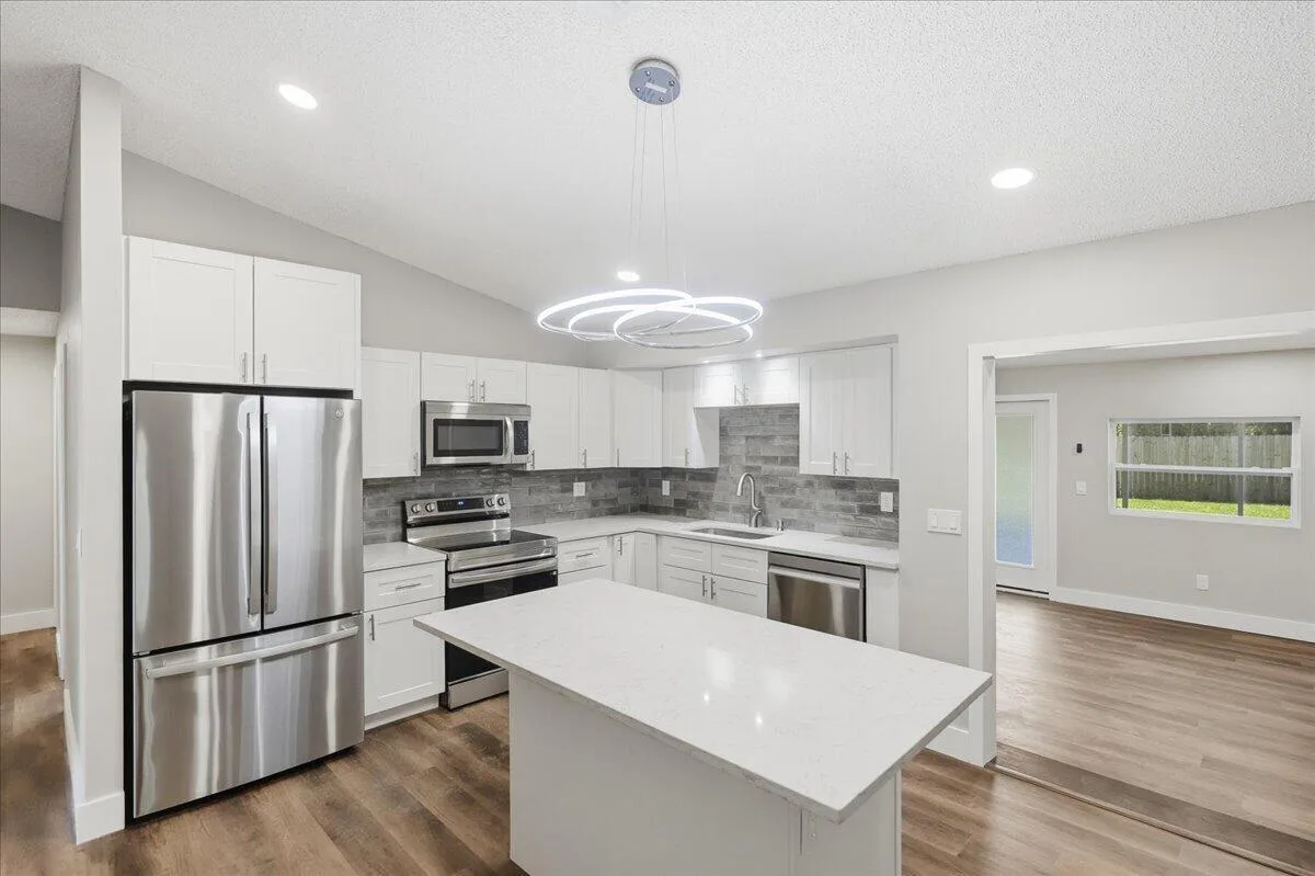 271 Naylor NE, Palm Bay, FL 32907 — zdjęcie 5