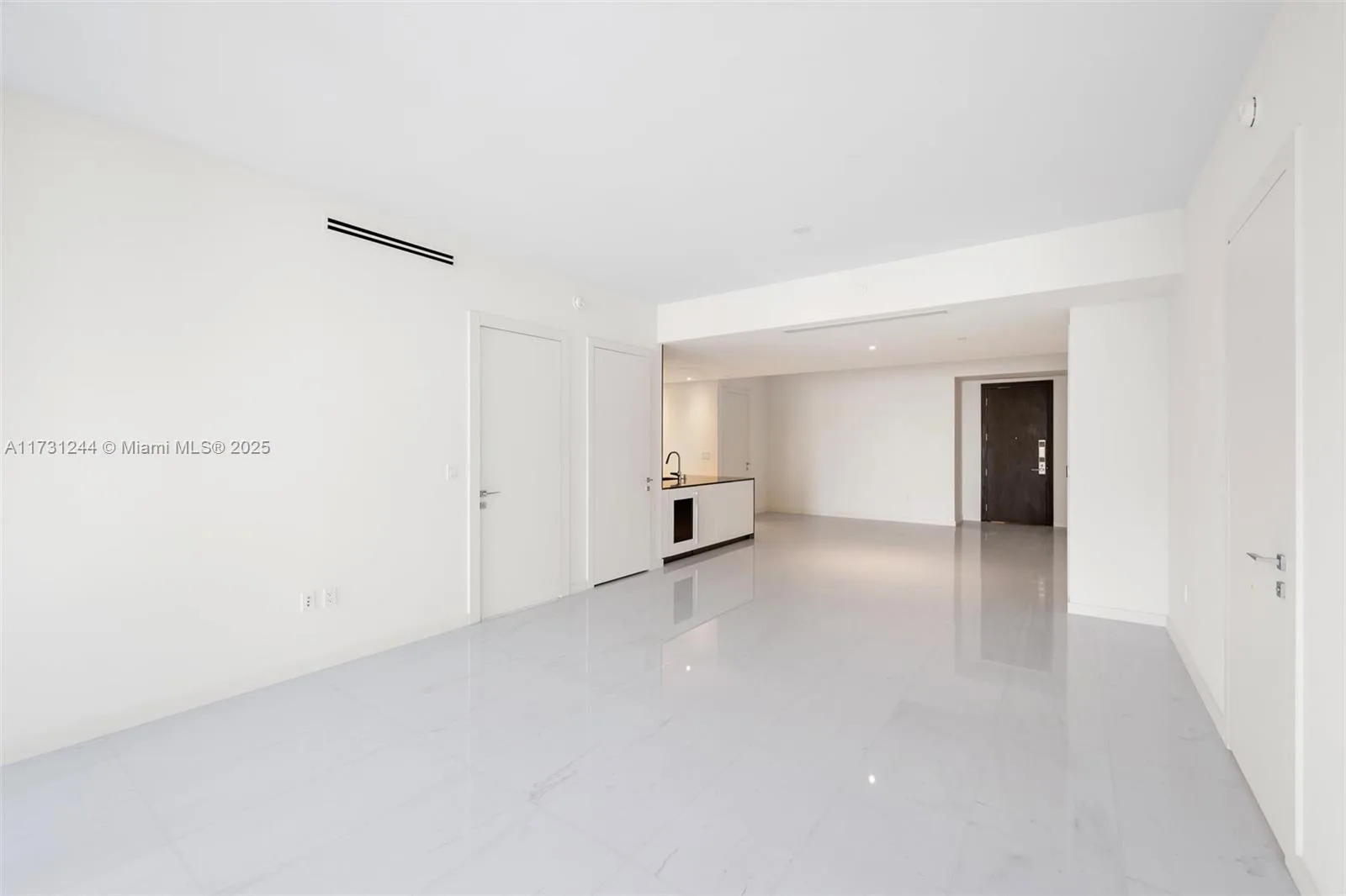 300 Biscayne Blvd Way # 3709w, Miami, FL 33131 photo 8