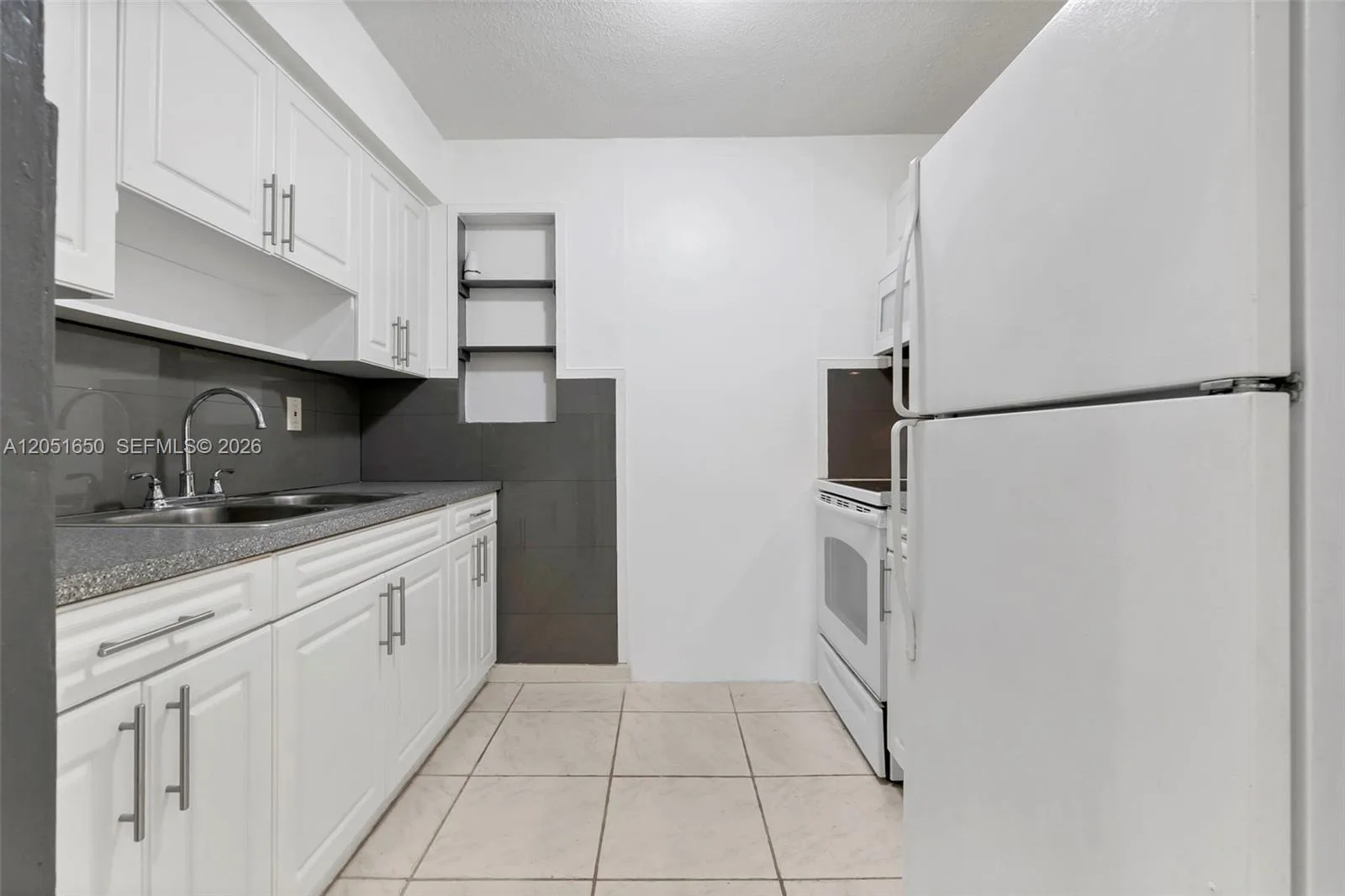670 NE 130th St # 670, North Miami, FL 33161 photo 3