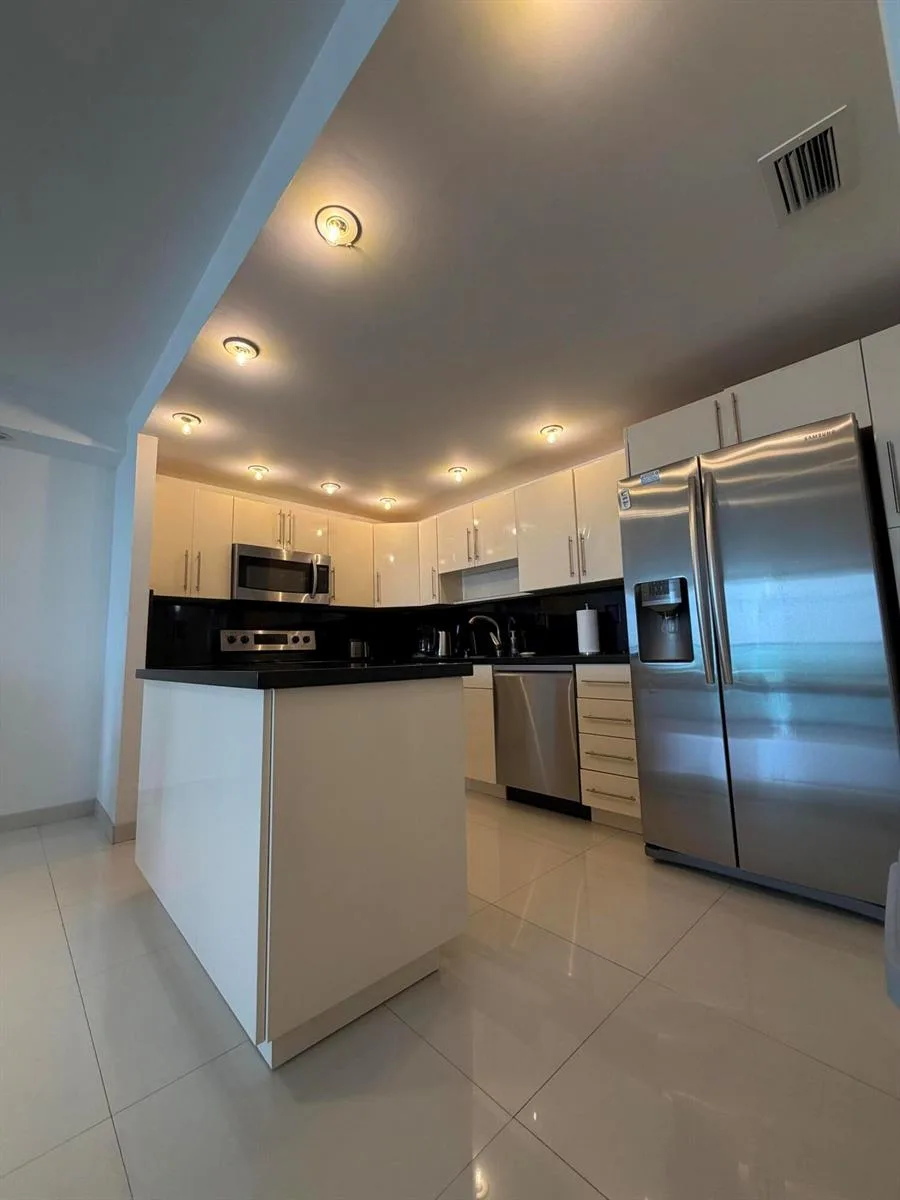 19390 COLLINS Avenue # 1603, Sunny Isles Beach, FL 33160 photo 11