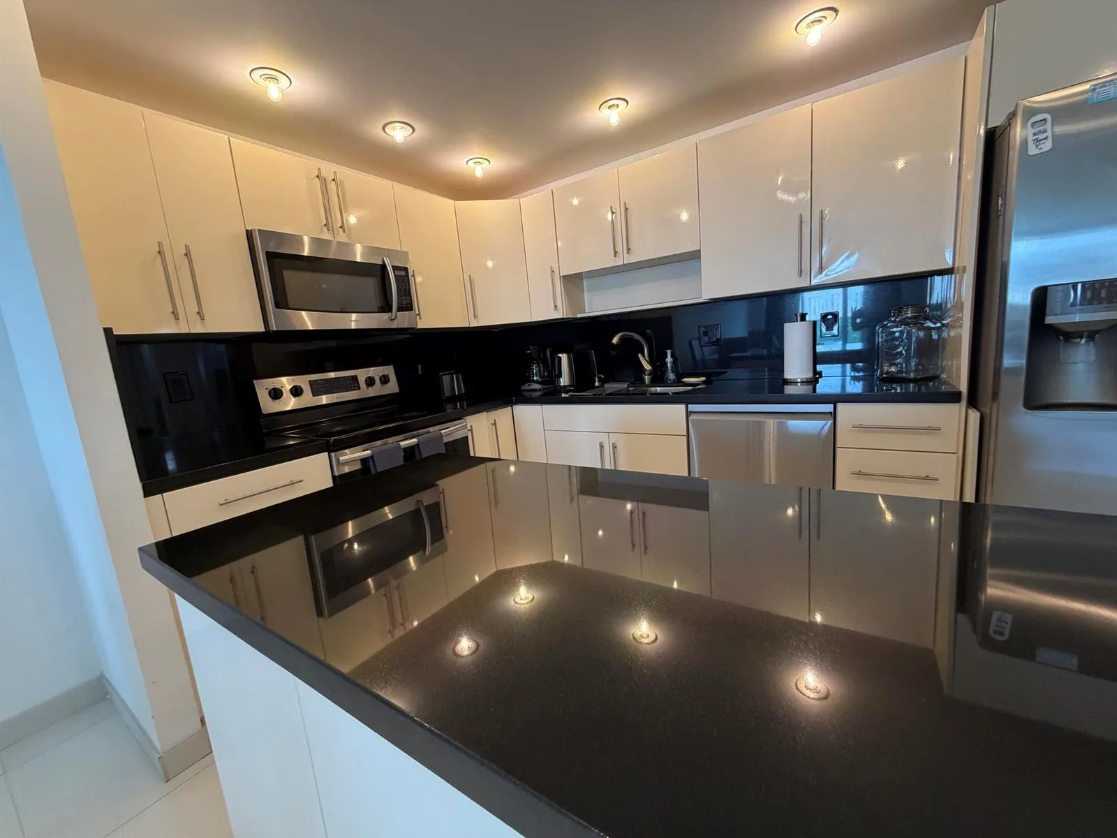19390 COLLINS Avenue # 1603, Sunny Isles Beach, FL 33160 photo 7