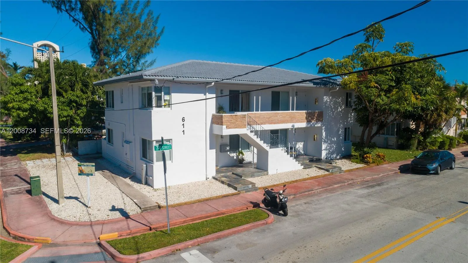 611 74th St, Miami Beach, FL 33141 photo 3