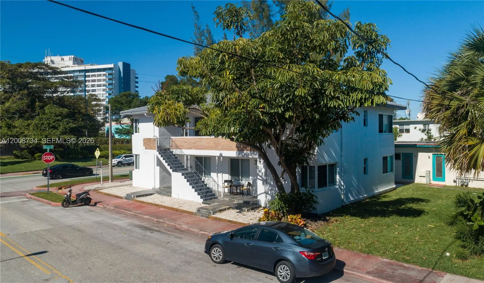 611 74th St, Miami Beach, FL 33141 photo 9