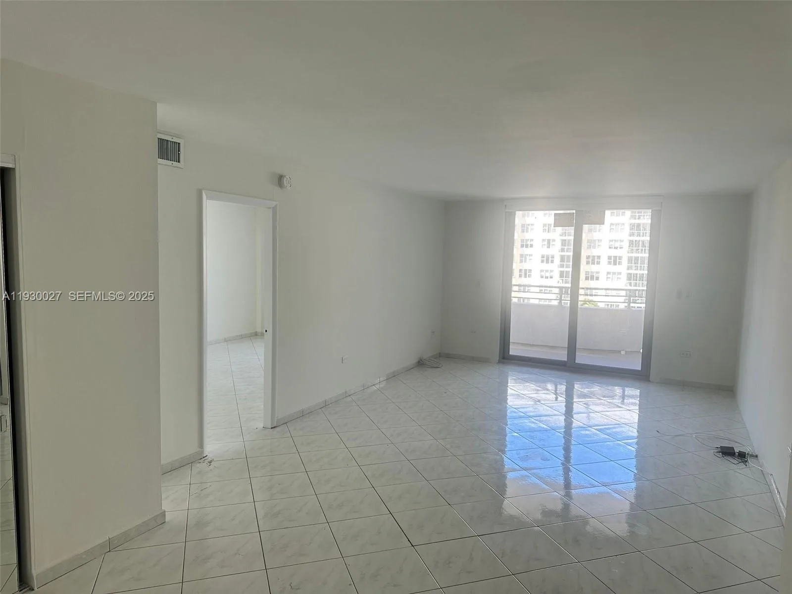 5555 Collins Ave # 8Z, Miami Beach, FL 33140 photo 10