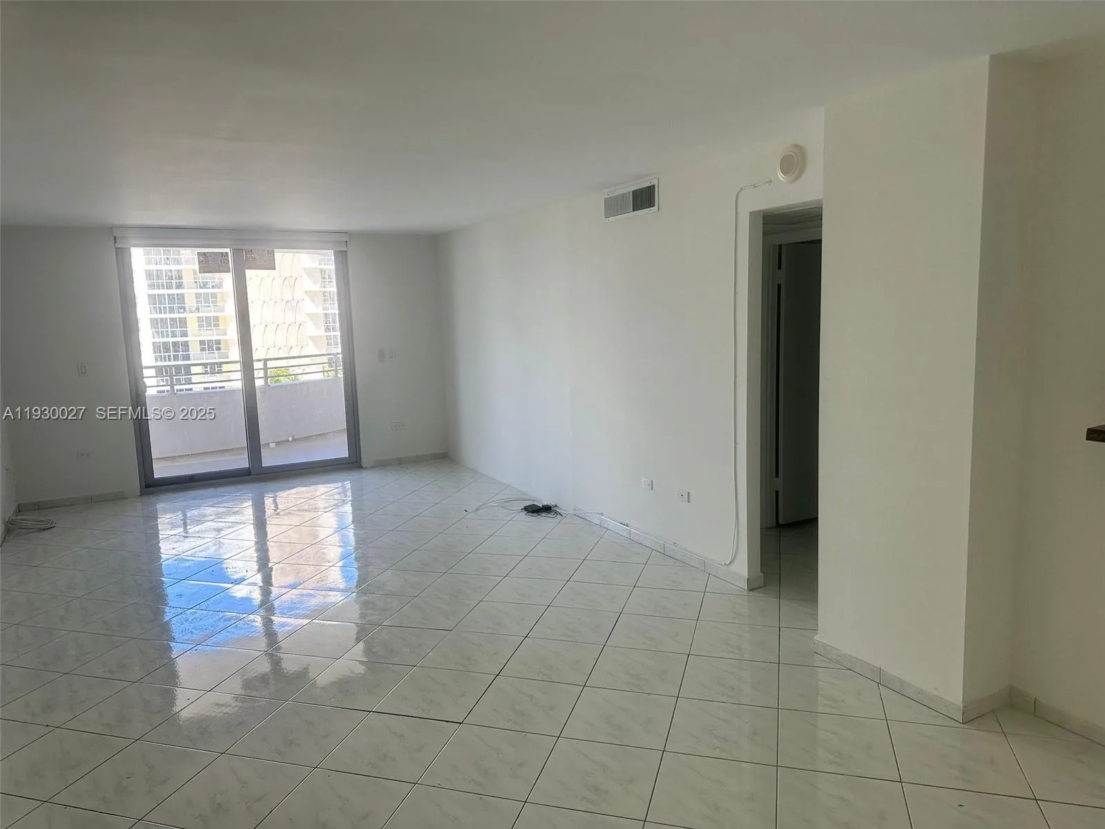5555 Collins Ave # 8Z, Miami Beach, FL 33140 photo 9