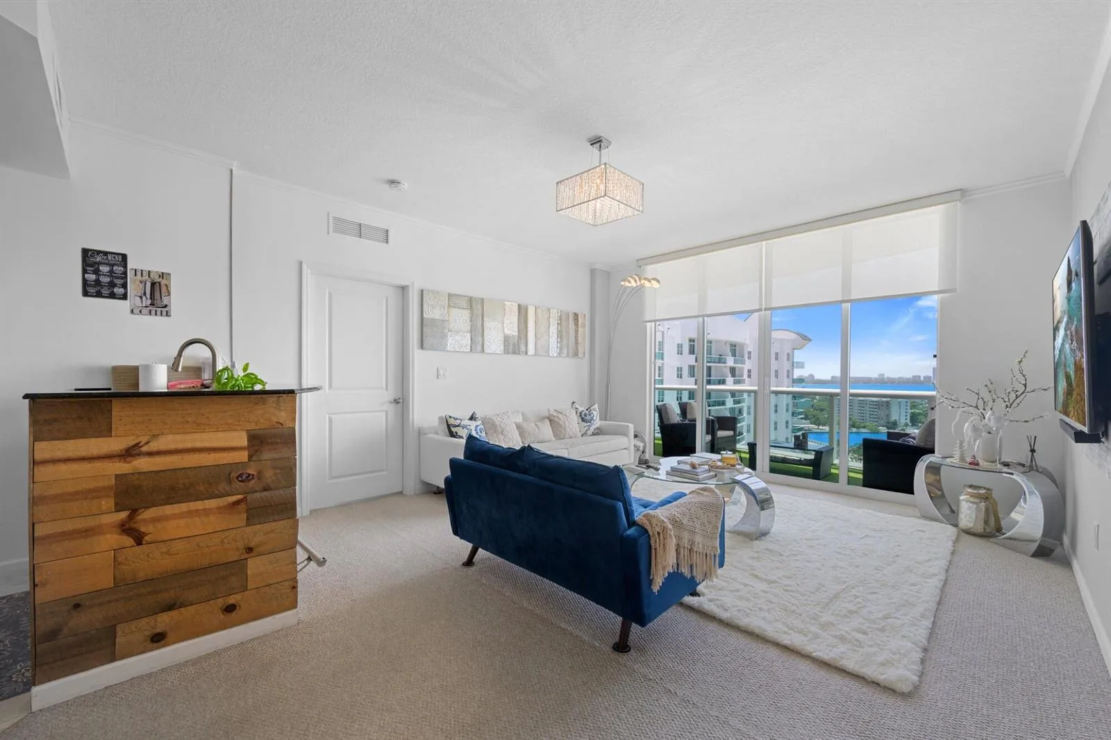 7900 HARBOR ISLAND Drive # 1517, North Bay Village, FL 33141 photo 4