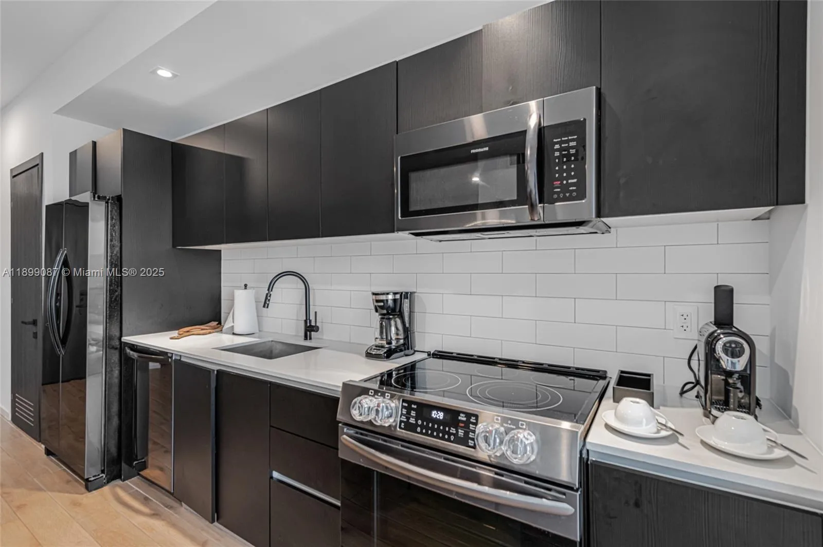 398 NE 5th St # 3017, Miami, FL 33132 photo 12