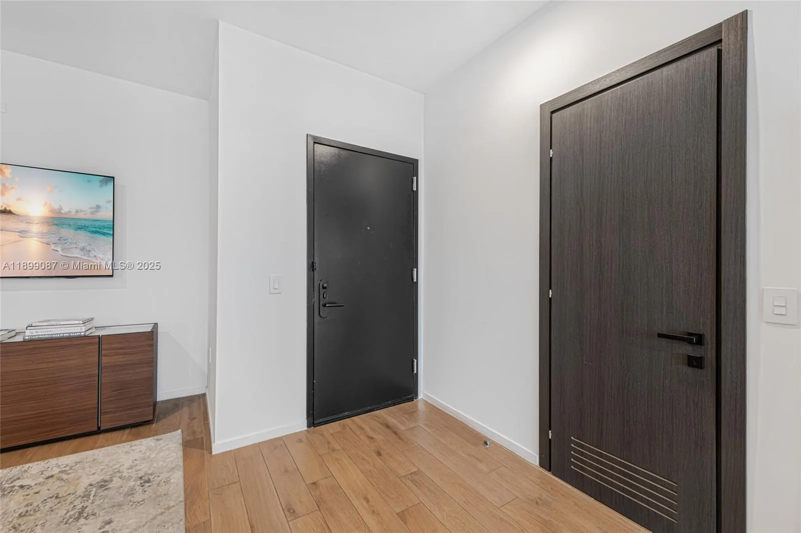 398 NE 5th St # 3017, Miami, FL 33132 photo 3