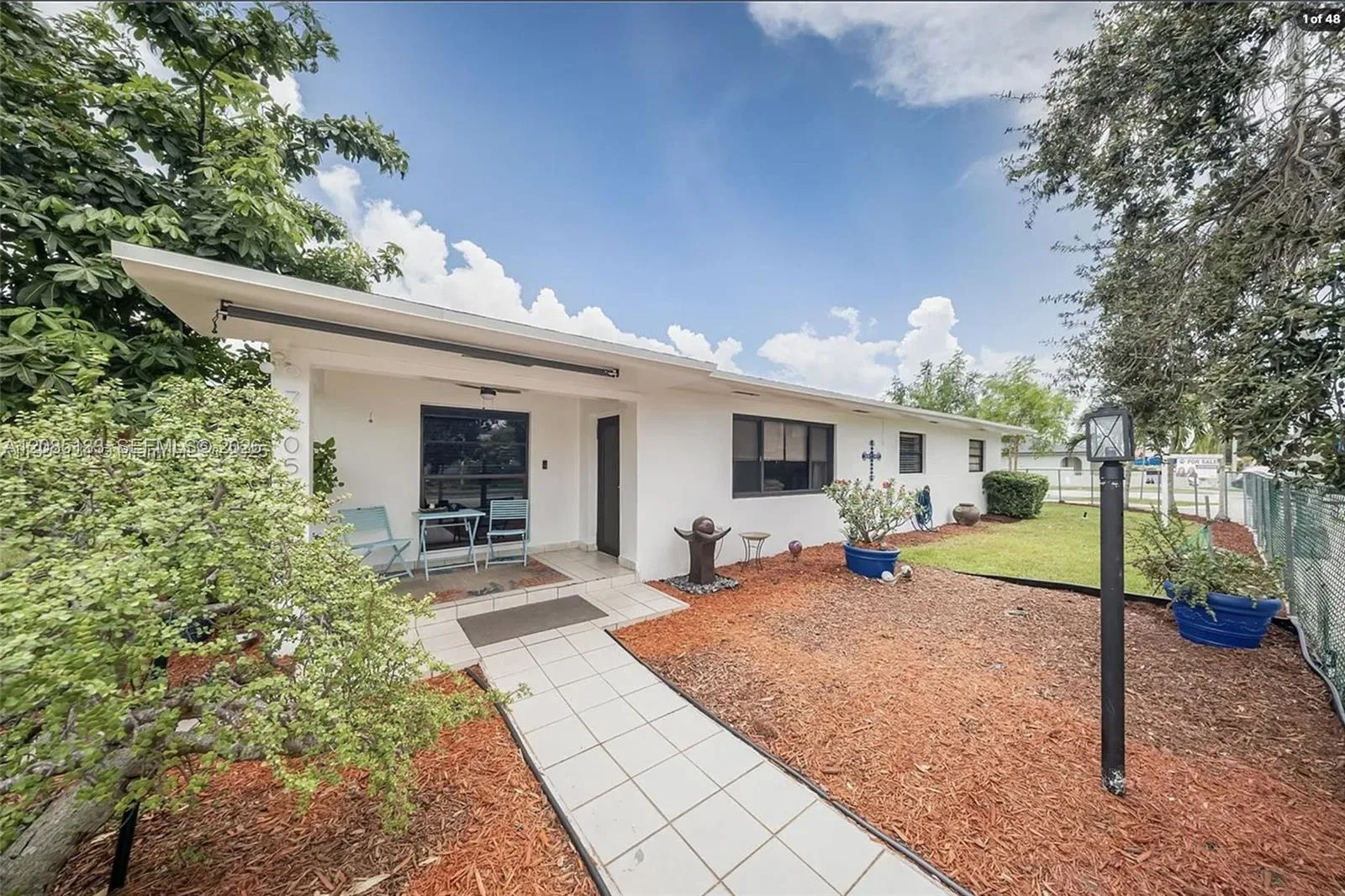 7605 W 6th Ave, Hialeah, FL 33014