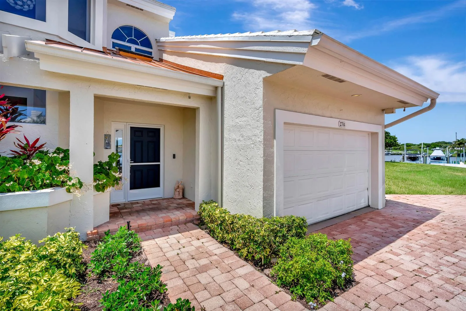 2704 Captains Way, Jupiter, FL 33477