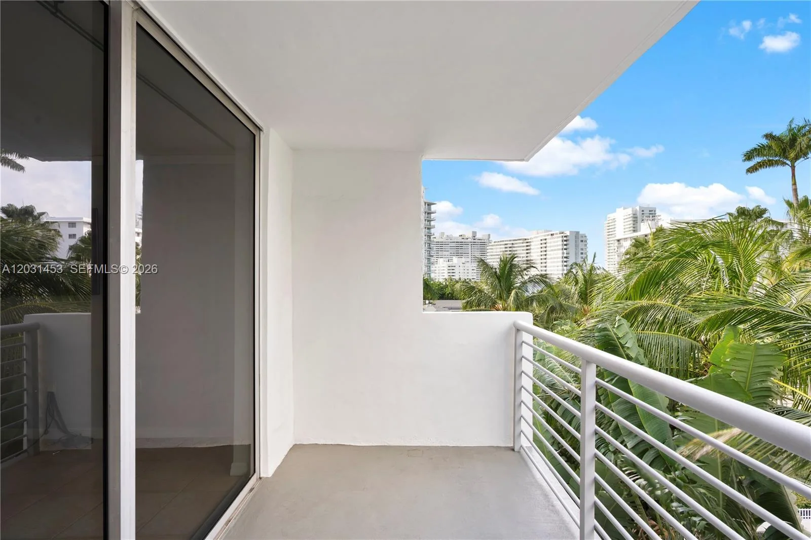 1605 Bay Rd # 503, Miami Beach, FL 33139