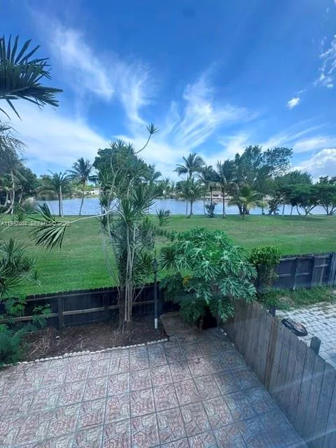 6713 SW 112th Ct, Miami, FL 33173 photo 5