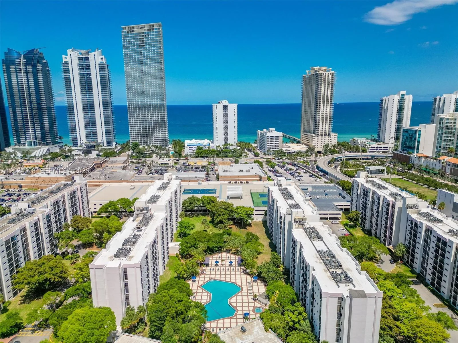 17011 N Bay Rd # 417, Sunny Isles Beach, FL 33160