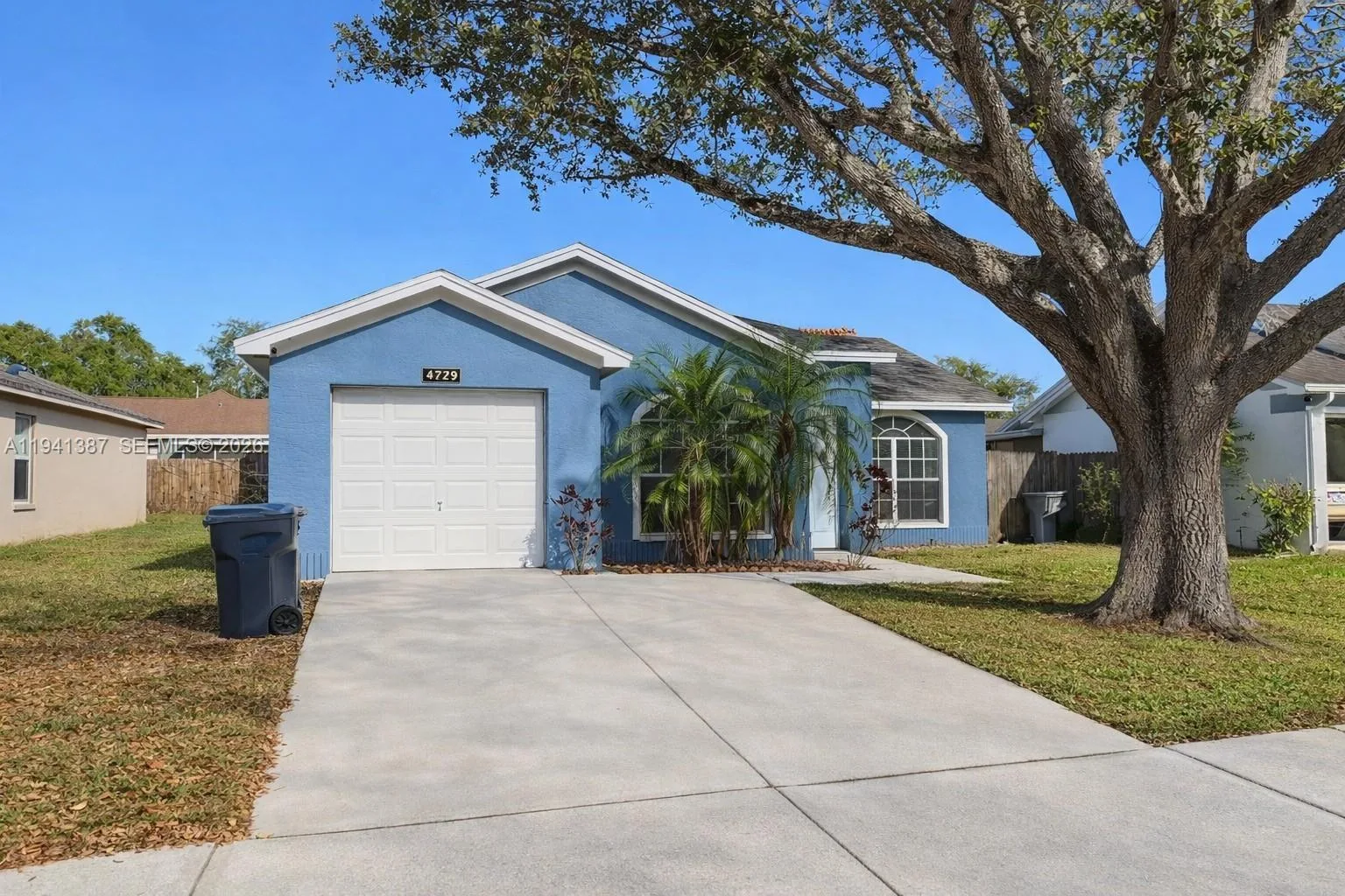 8225 Riverboat Drive, Tampa, FL 33637