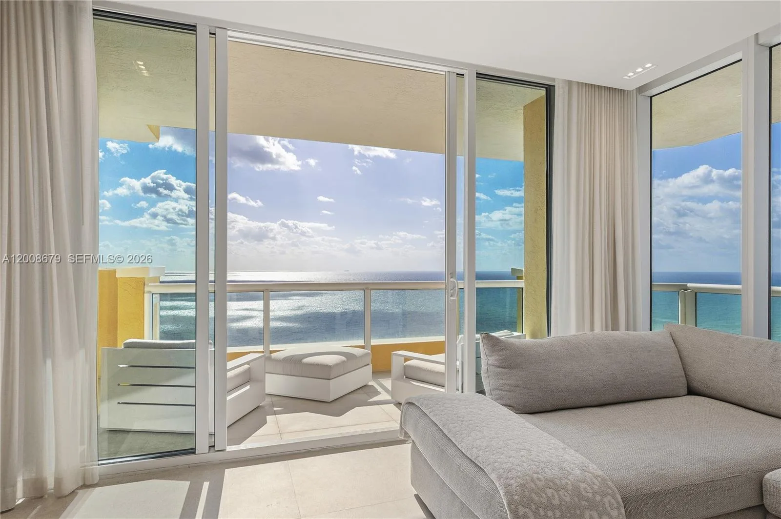 17875 Collins Ave # 3906, Sunny Isles Beach, FL 33160 photo 3