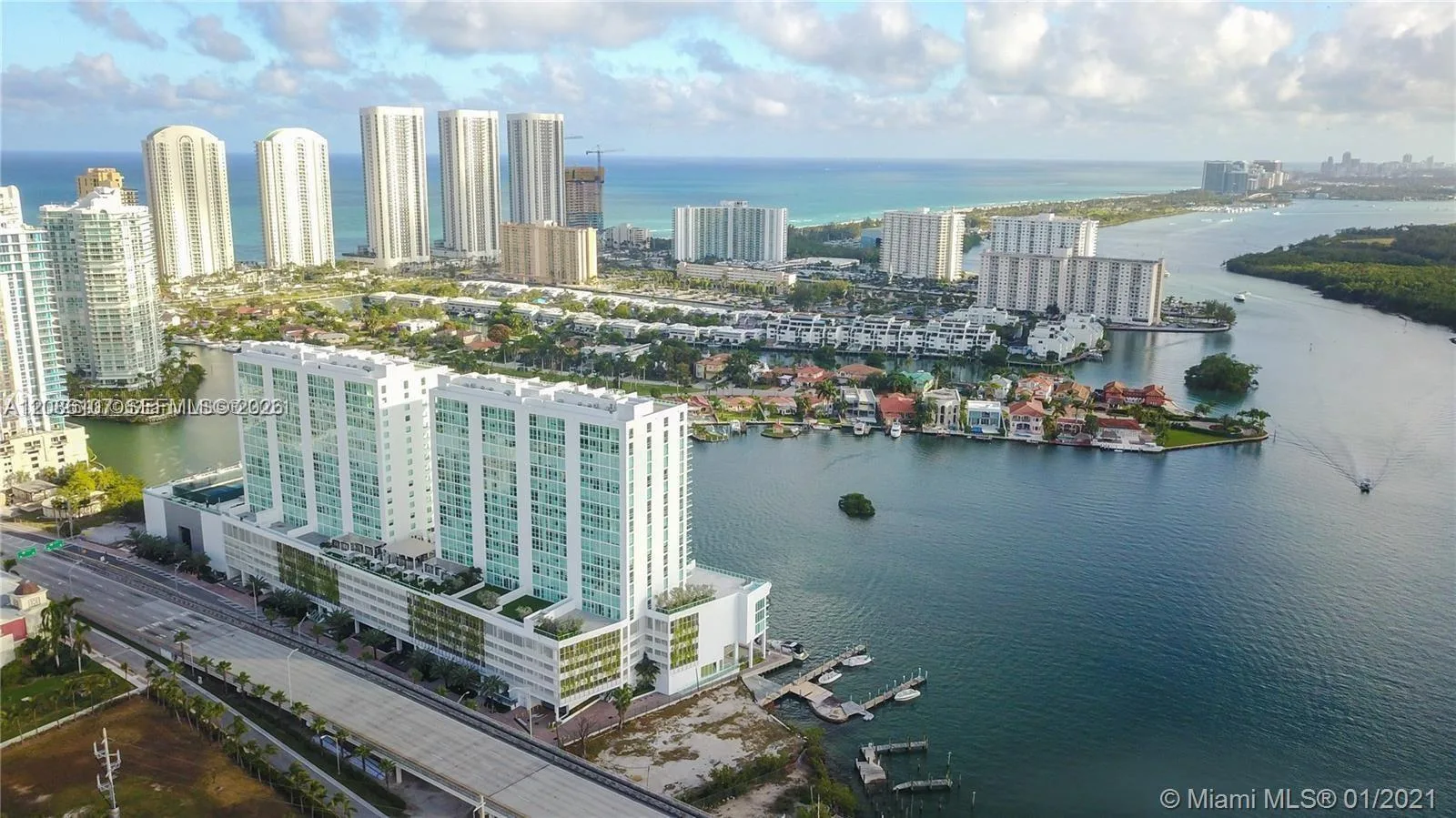 400 Sunny Isles Blvd DD-421, Sunny Isles Beach, FL 33160