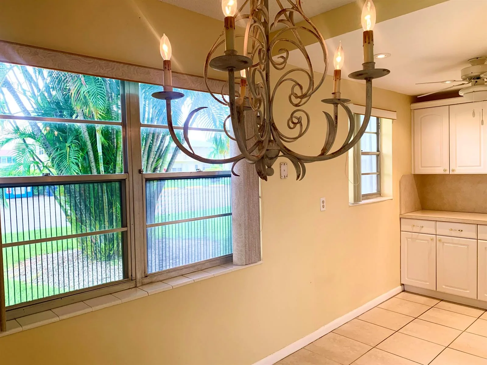 81 Kingswood E, West Palm Beach, FL 33417 photo 8