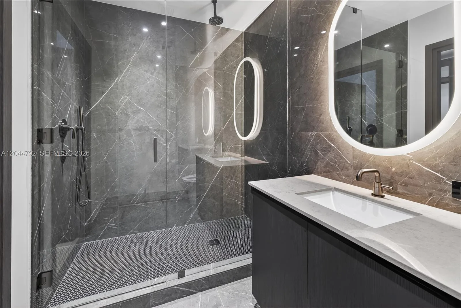 20 NE 11th # 4703, Miami, FL 33132 photo 11