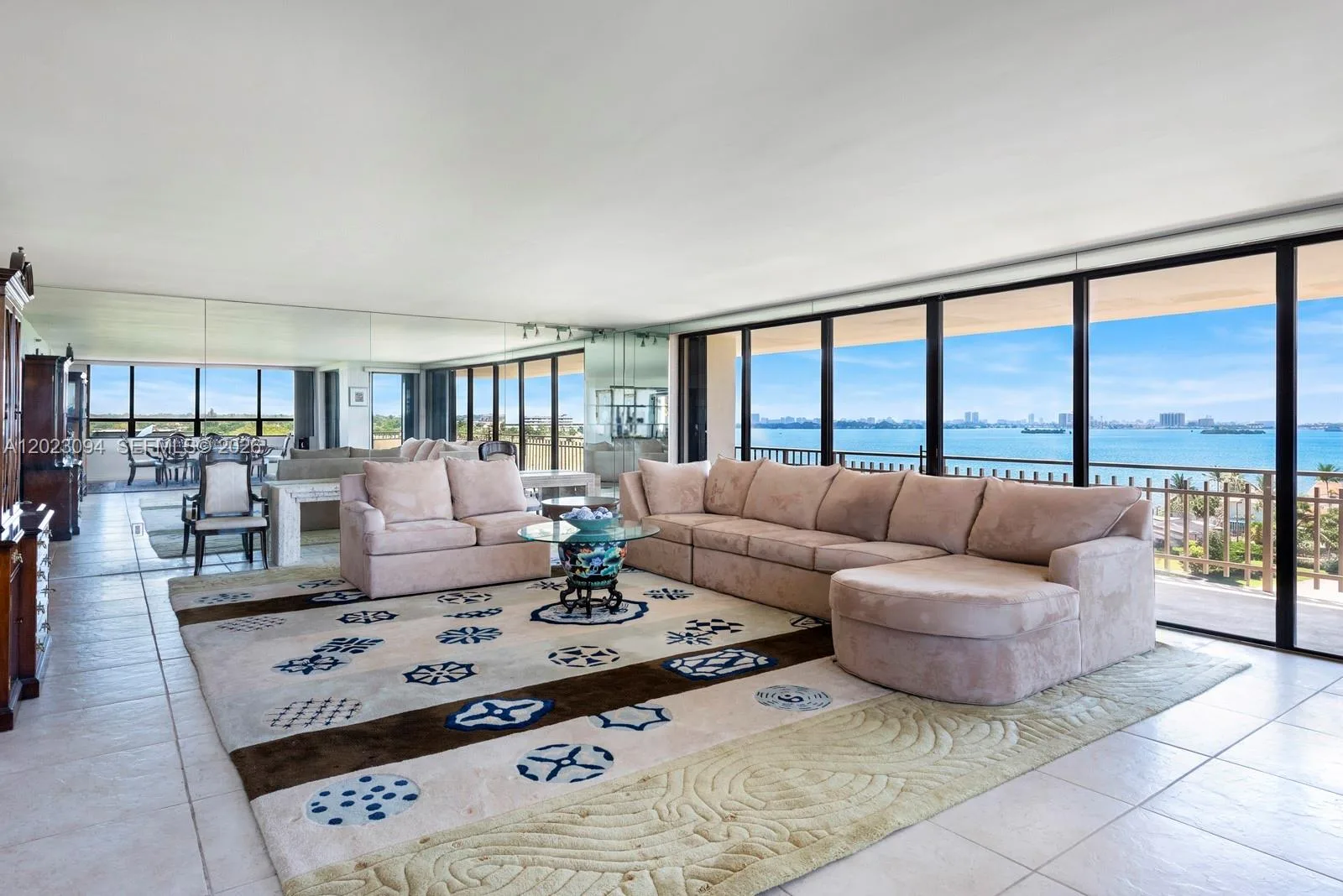11113 Biscayne Blvd # 751, Miami, FL 33181