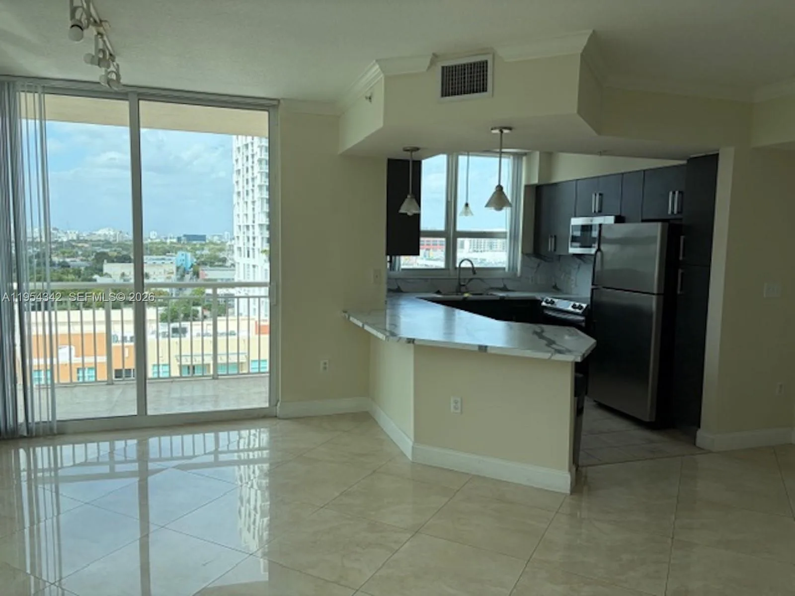 2000 N Bayshore Dr # 1402, Miami, FL 33137 photo 3