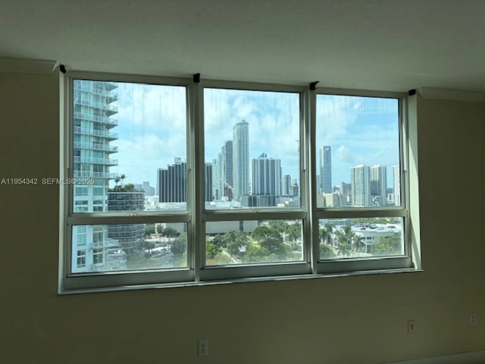 2000 N Bayshore Dr # 1402, Miami, FL 33137 photo 4