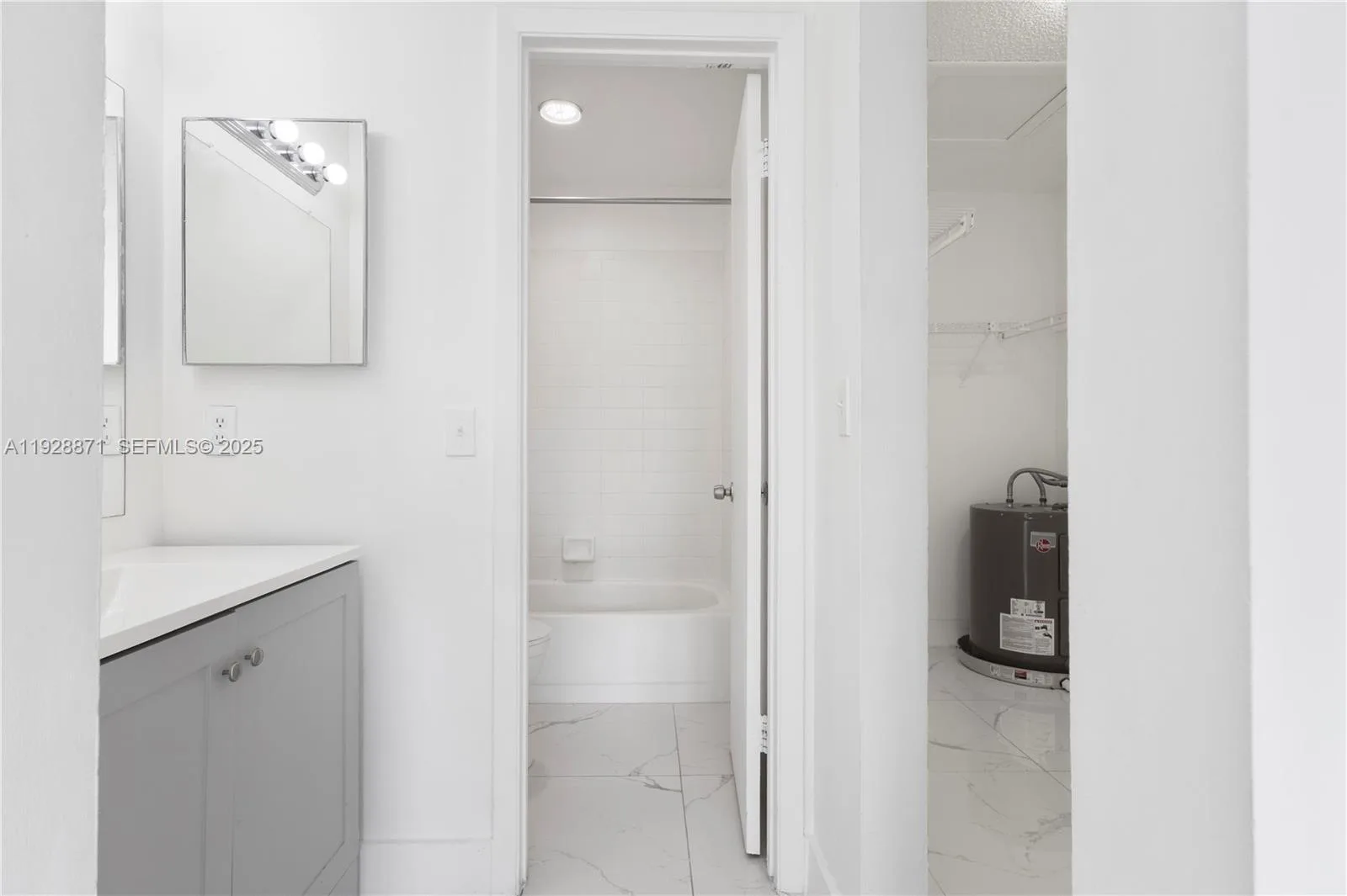 6580 W 27th Ct # 58-21, Hialeah, FL 33016 photo 13