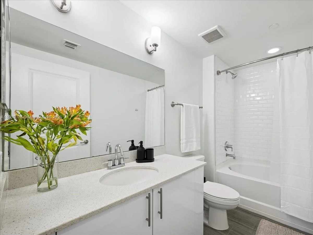 1776 Polk St # 1703, Hollywood, FL 33020 photo 13