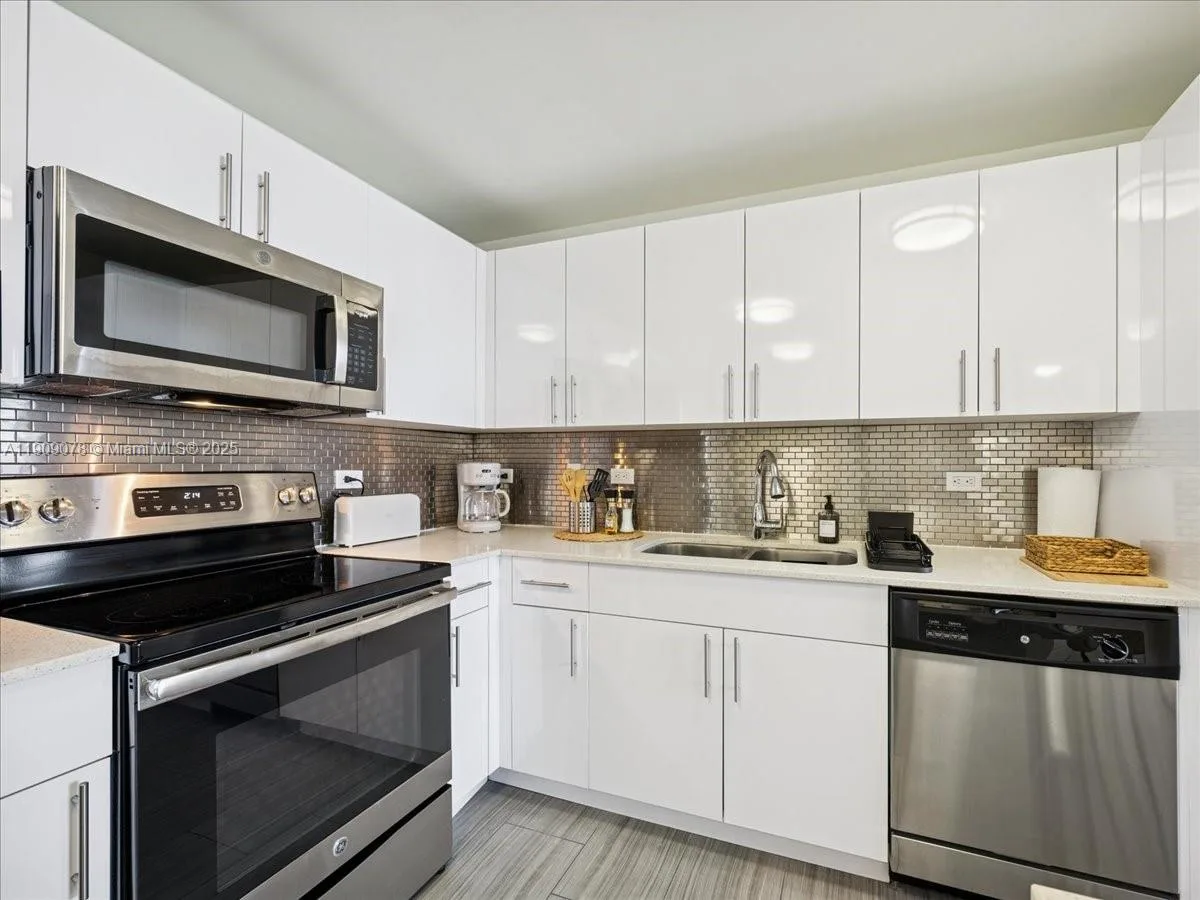 1776 Polk St # 1703, Hollywood, FL 33020 photo 7